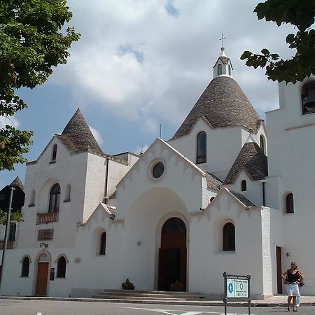 Вилла Trullo Monte Grappa Альберобелло Экстерьер фото